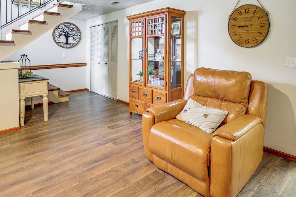Spacious Rock Springs Stay Near Shops & Dining!