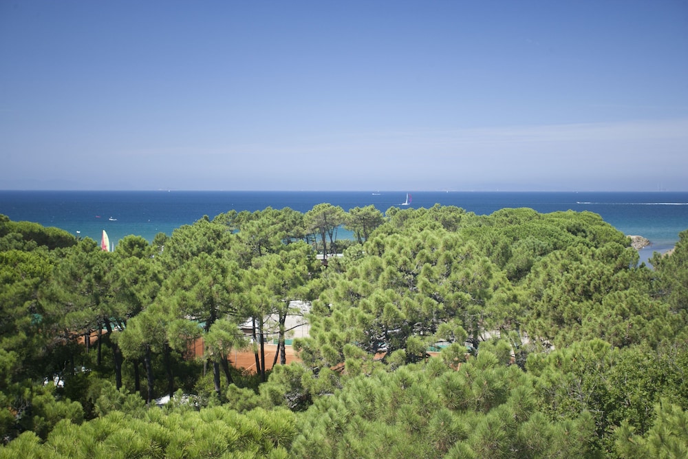 PuntAla Camp & Resort