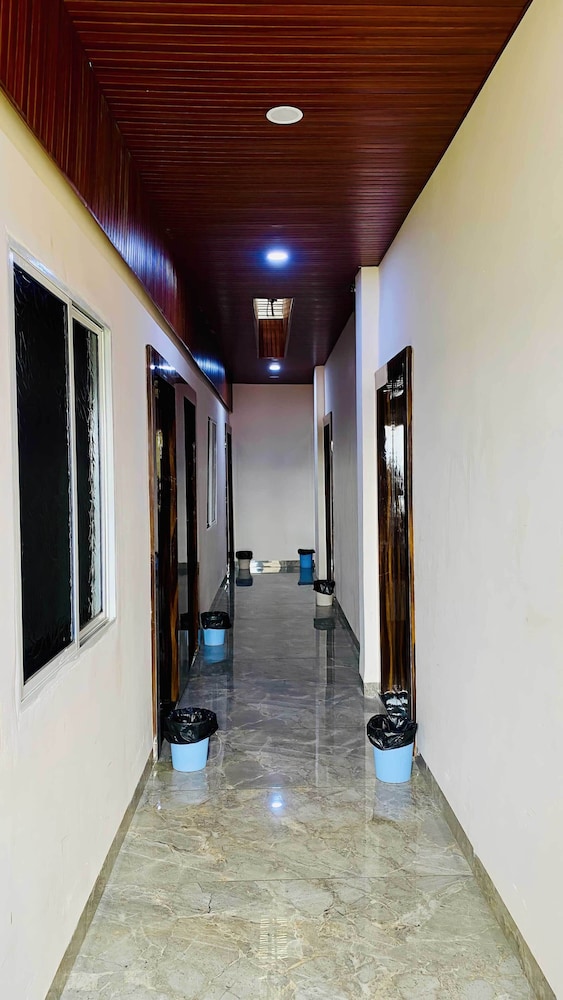 Hotel Kush Palace
