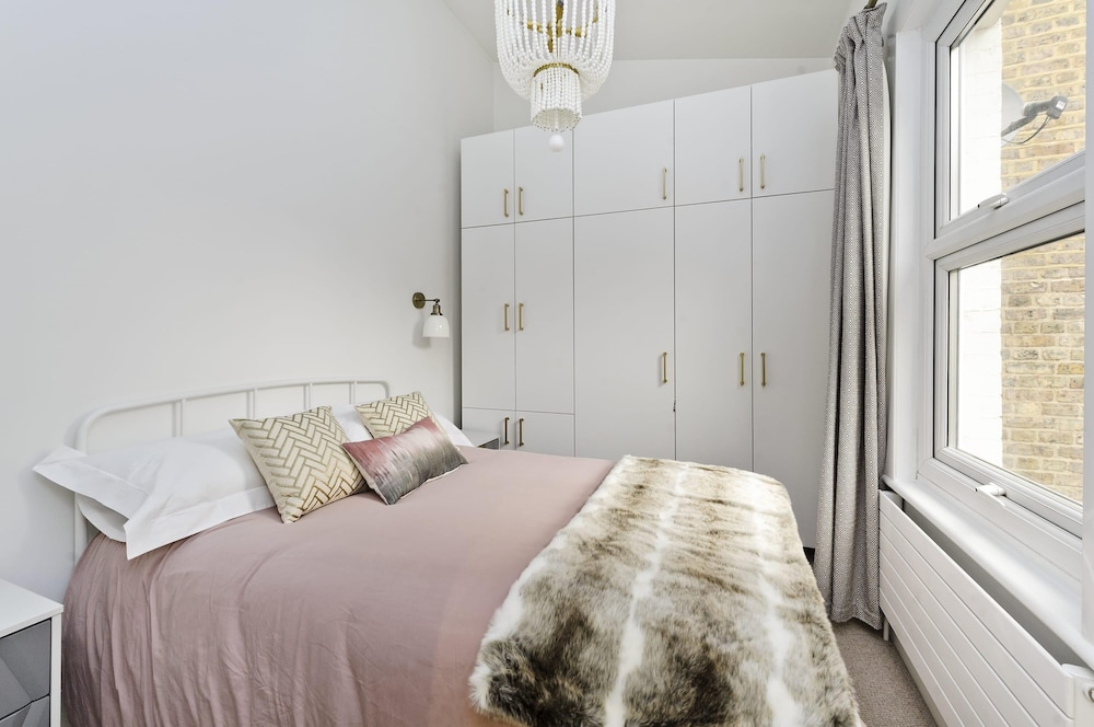 1 Bed House in Sheperds Bush