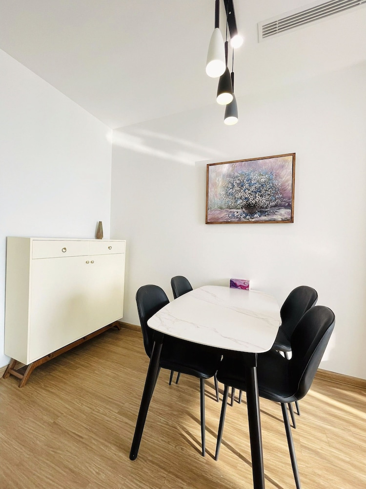 TIL - Vinhomes Skylake Elegance Suites