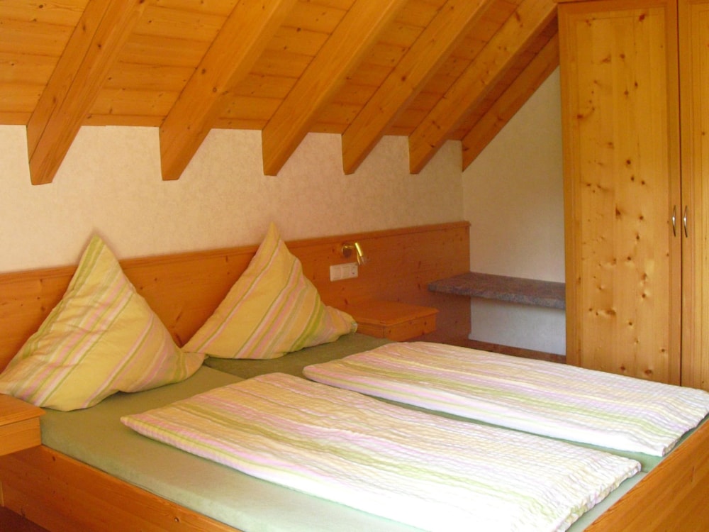 Farmhouse Escape in Hofstetten