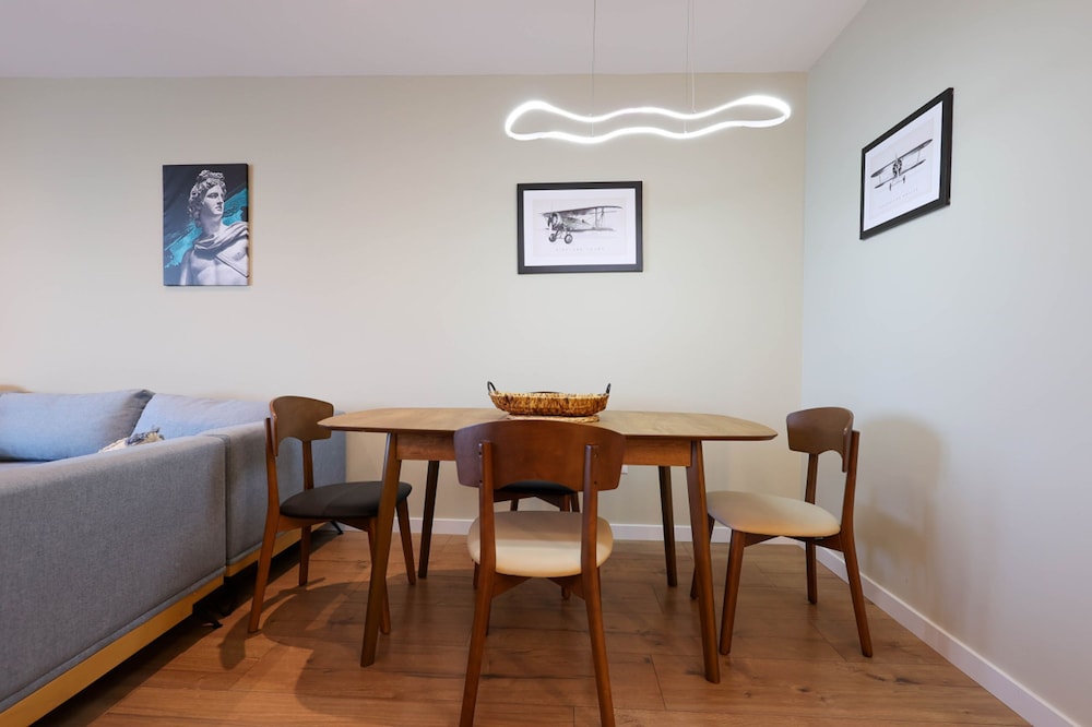 Grandstay Apartments 006