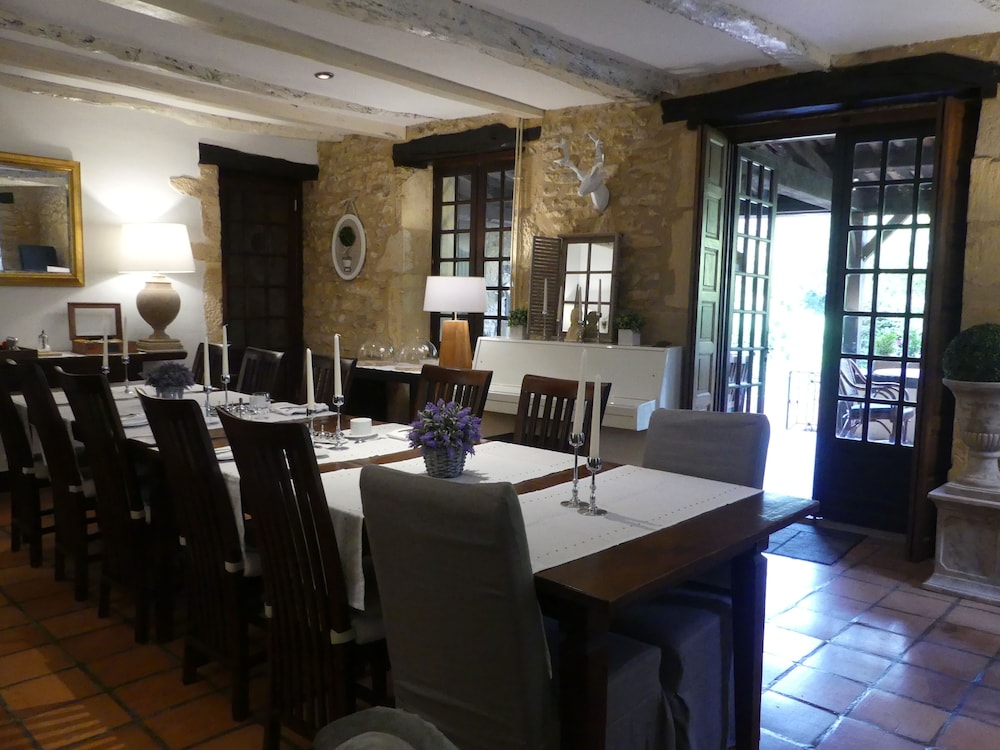 Le Noyer Residence - Property Image 53