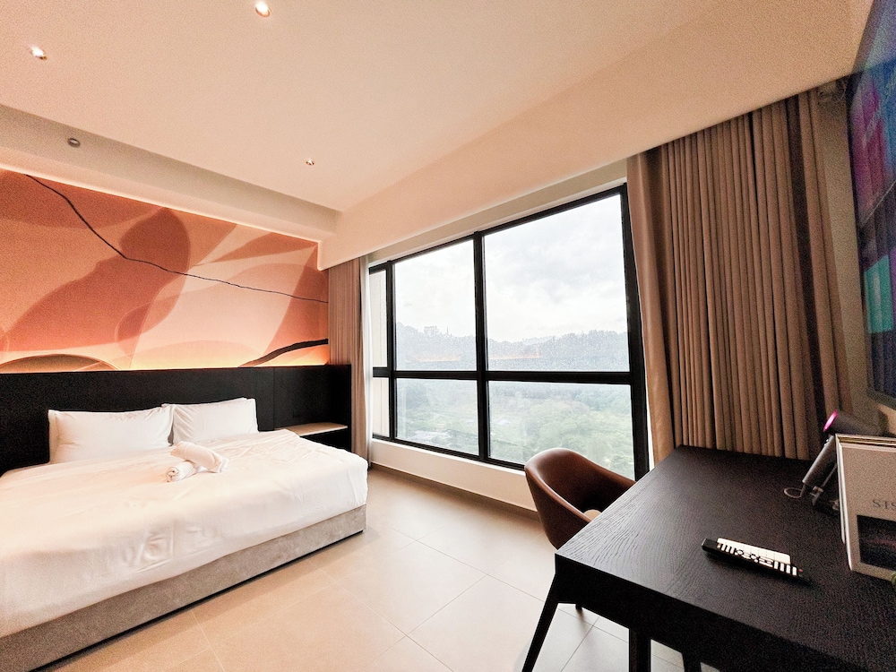 Mossaz by Manhattan Group