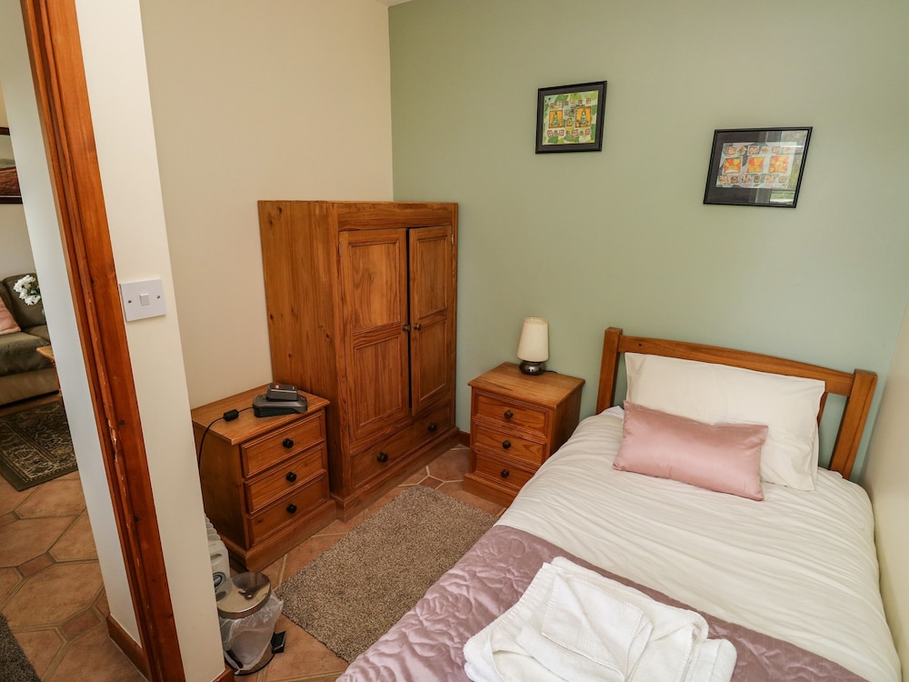Kingfisher Cottage