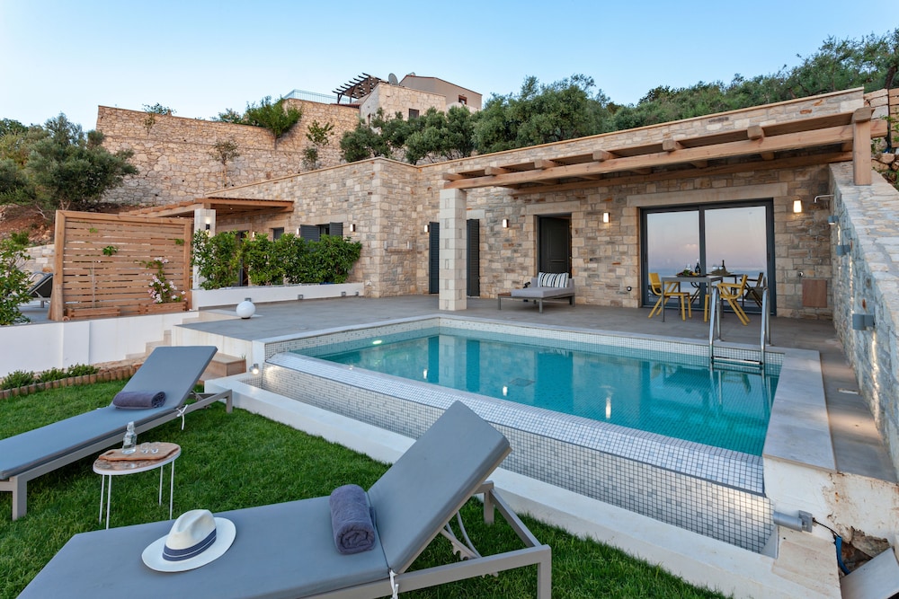 Thea Villas Complex