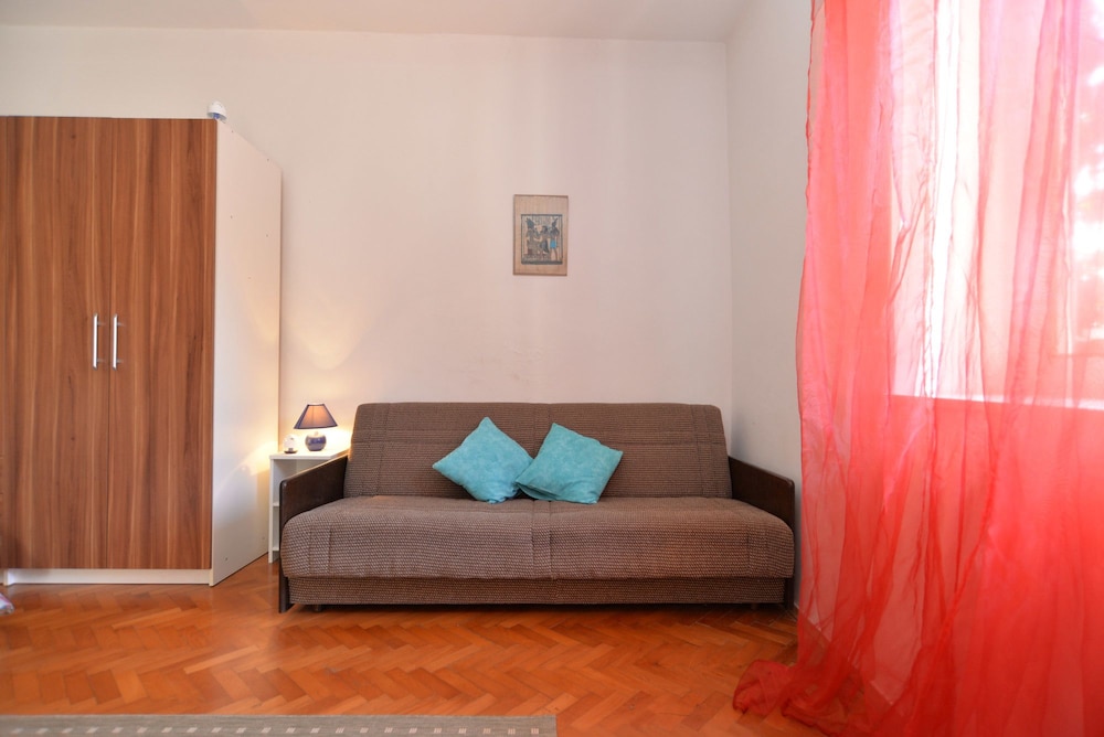 Apartment 1122 view 3