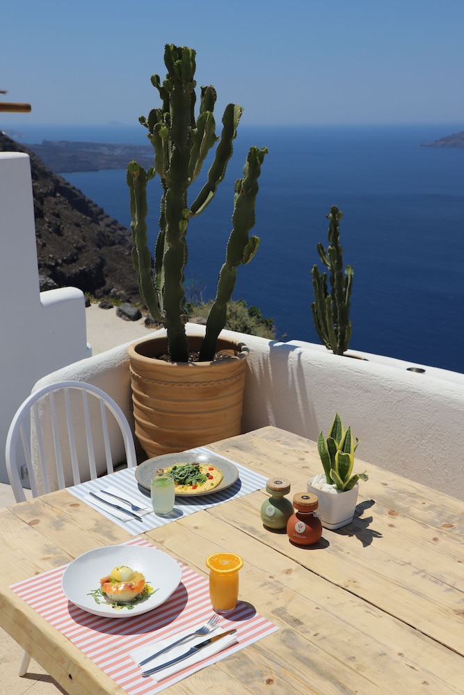 Rocabella Santorini Hotel & SPA 63
