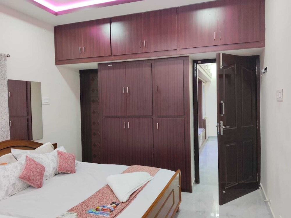 Sarvik Residency