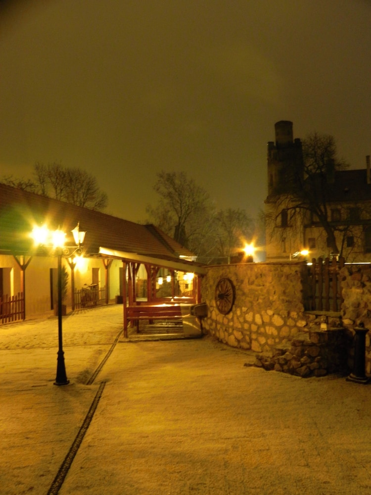Zámecký penzion Rotunda