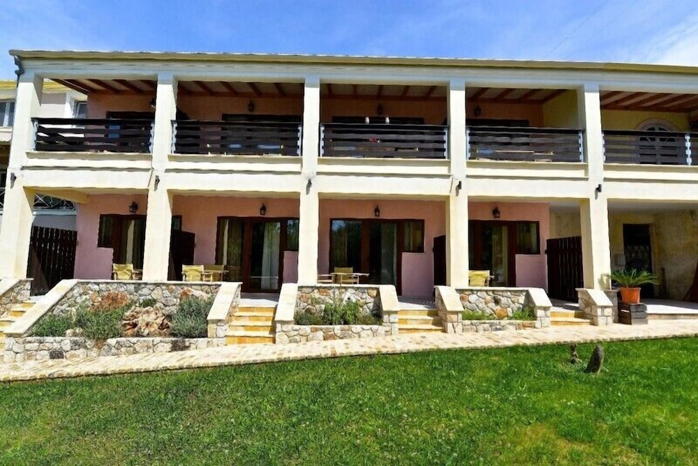 Medusa Luxury Apartments