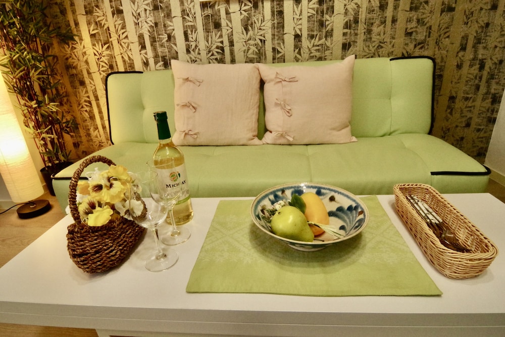 Nipponbashi Art Hotel