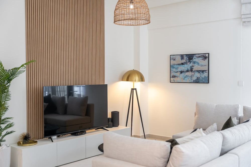 Elegant 4-bedroom Apartment Perfect for Families in Dubai Creek Harbour