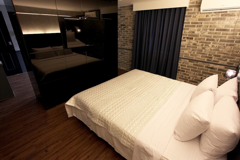 Goyang Lin view 4