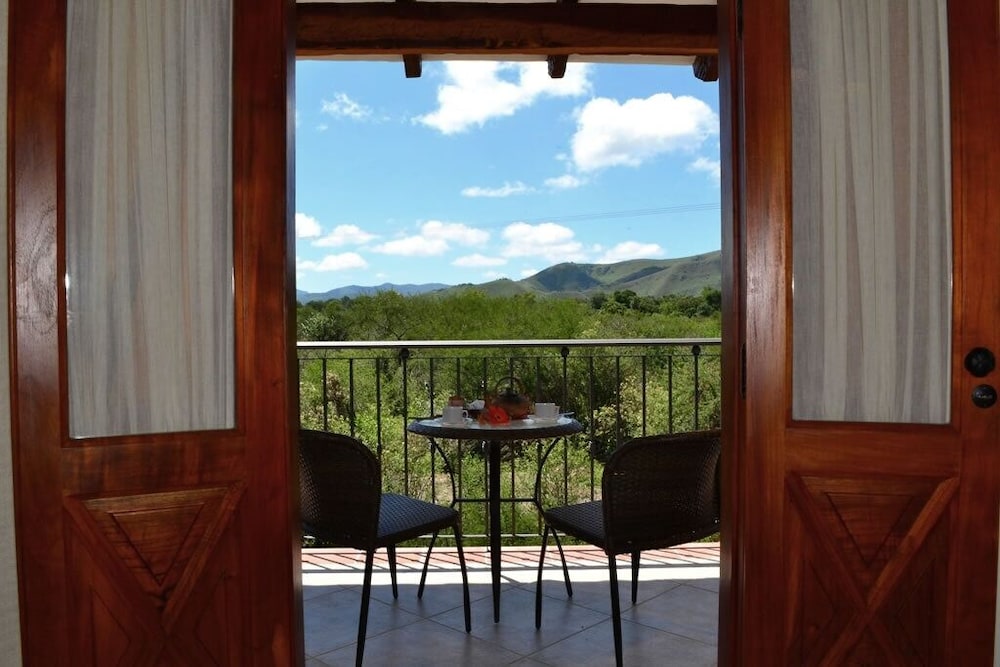 Hosteria La Caldera