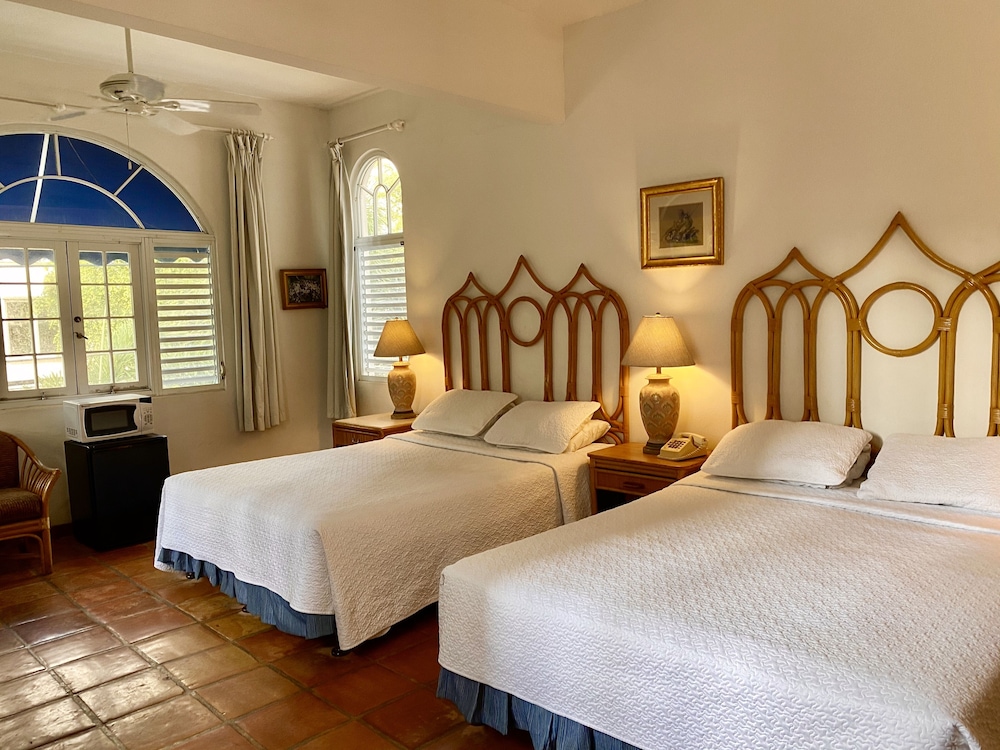 At Wind Chimes Boutique Hotel - Property Image 40