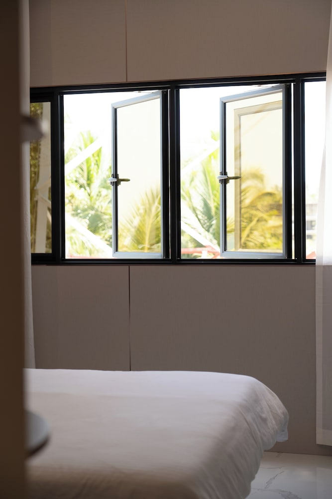 Wings by Hawks Hotels Kamadhoo Baa Atoll