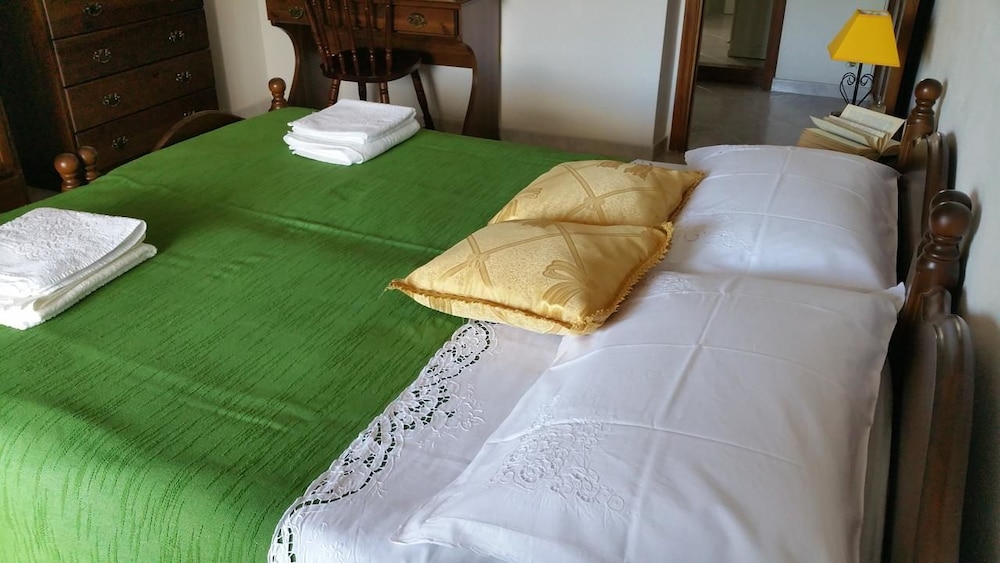 B&b Rooms Urzulei