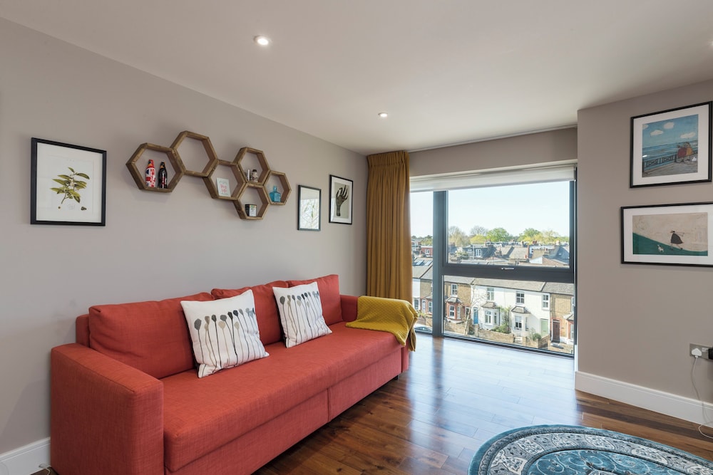 JOIVY Smart flat in Richmond