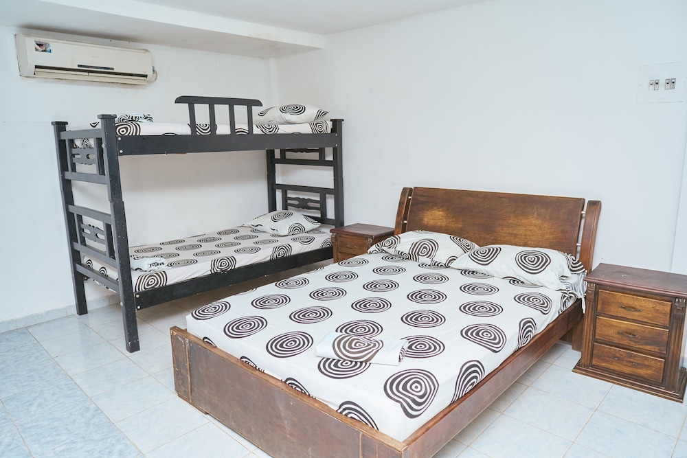 Hostal ISABELLA