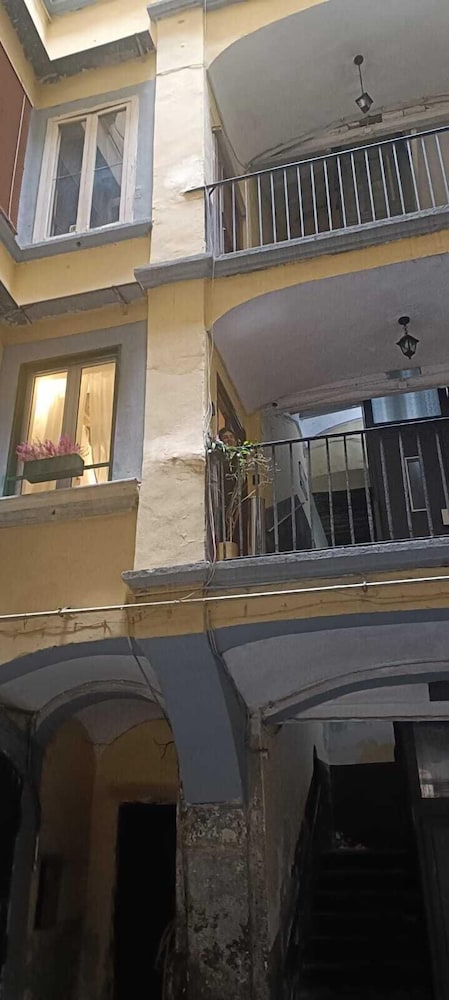 Ai 13 Gradoni di Chiaia
