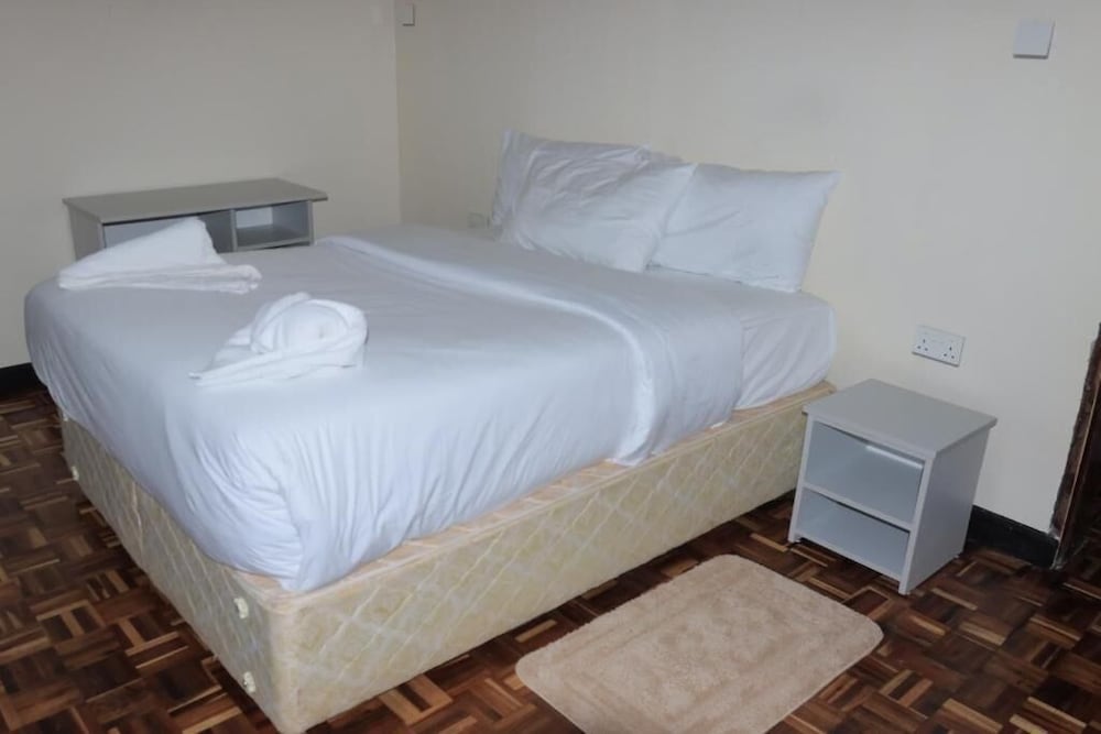 Lux Suites Hostpoa Airbnb's Eldoret
