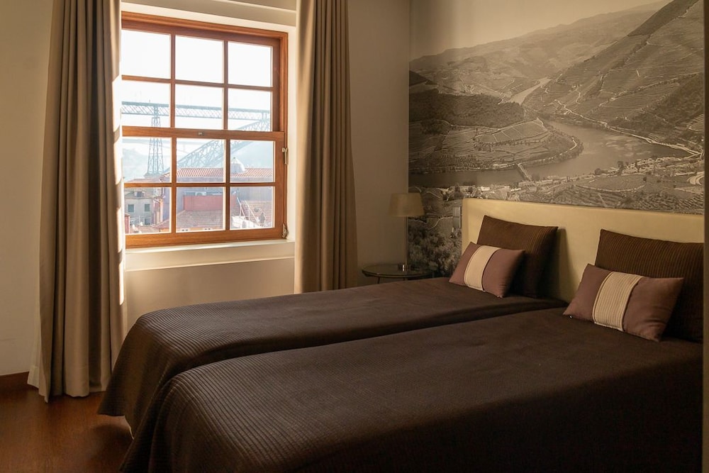 Oca Ribeira do Porto Hotel 38