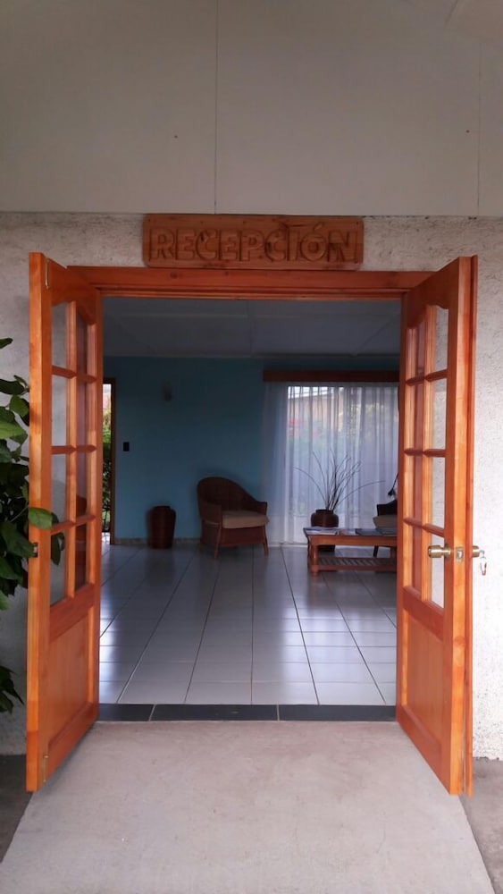 Maru Lodge