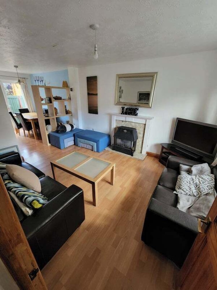 Cardiff 3bed House-freeparking-15minwalktostadium
