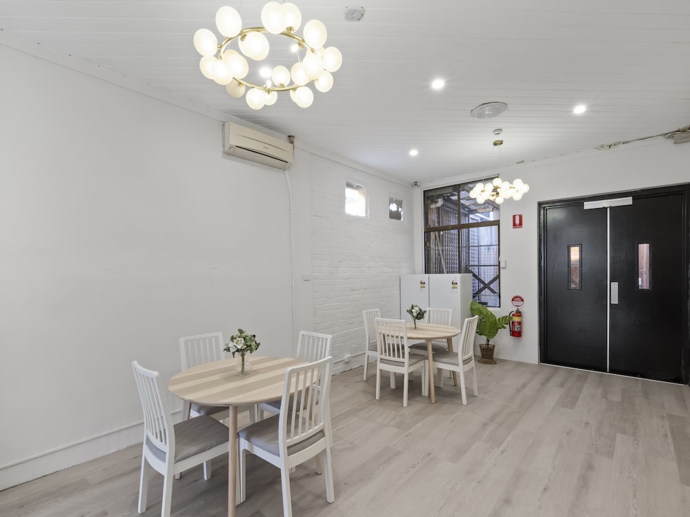 Urban Nomad - Potts Point - Image 4