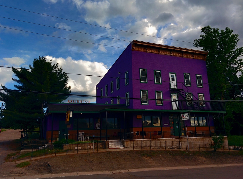 The Arlington Hotel - Hostel