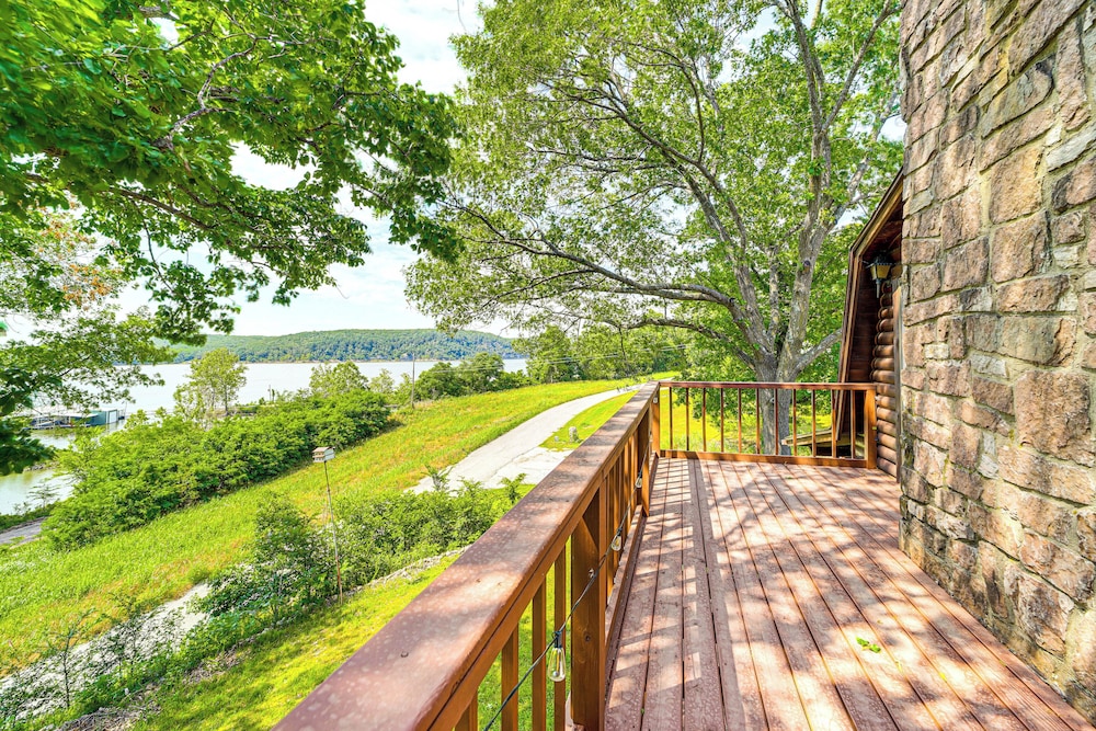 Lakefront Home w/ Boat Ramp Near Spavinaw Rec Area