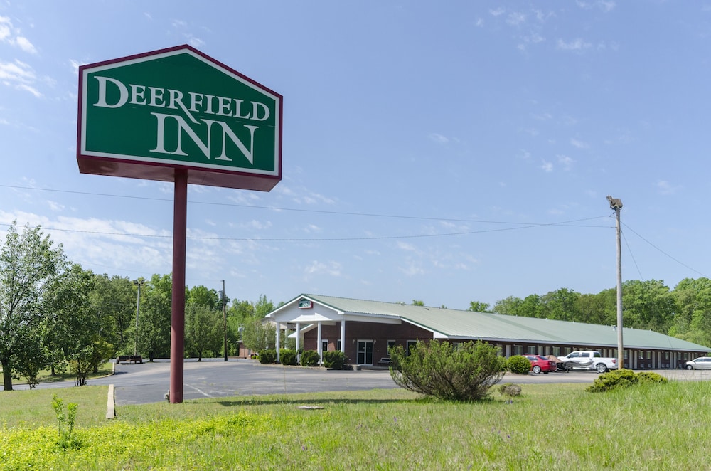 Deerfield Inn