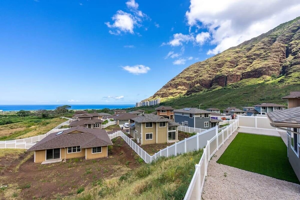 @ Marbella Lane - Serene & Lovely MT + Ocean Views