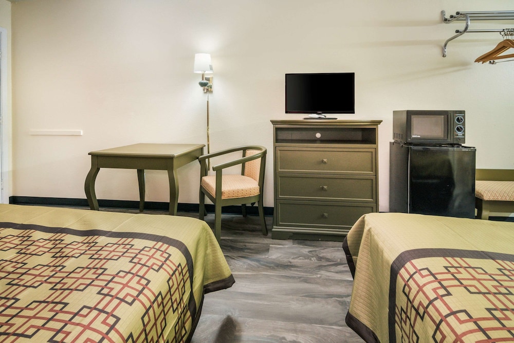 Rodeway Inn Ranger I-20