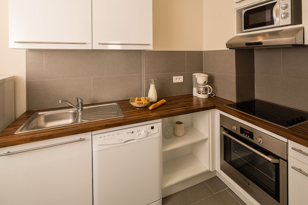 Six-Fours-les-Plages Vacations - Appartements de l'Helios - Iles des Embiez - Property Image 32