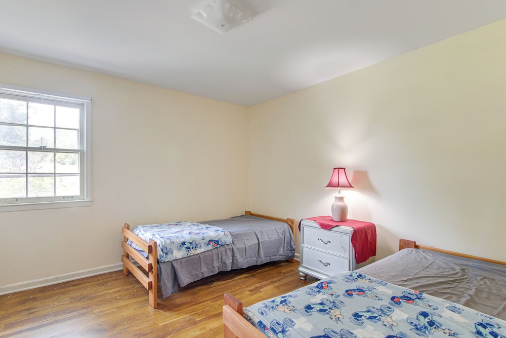 Stay & Play in Memphis: Family Home w/ Yard!