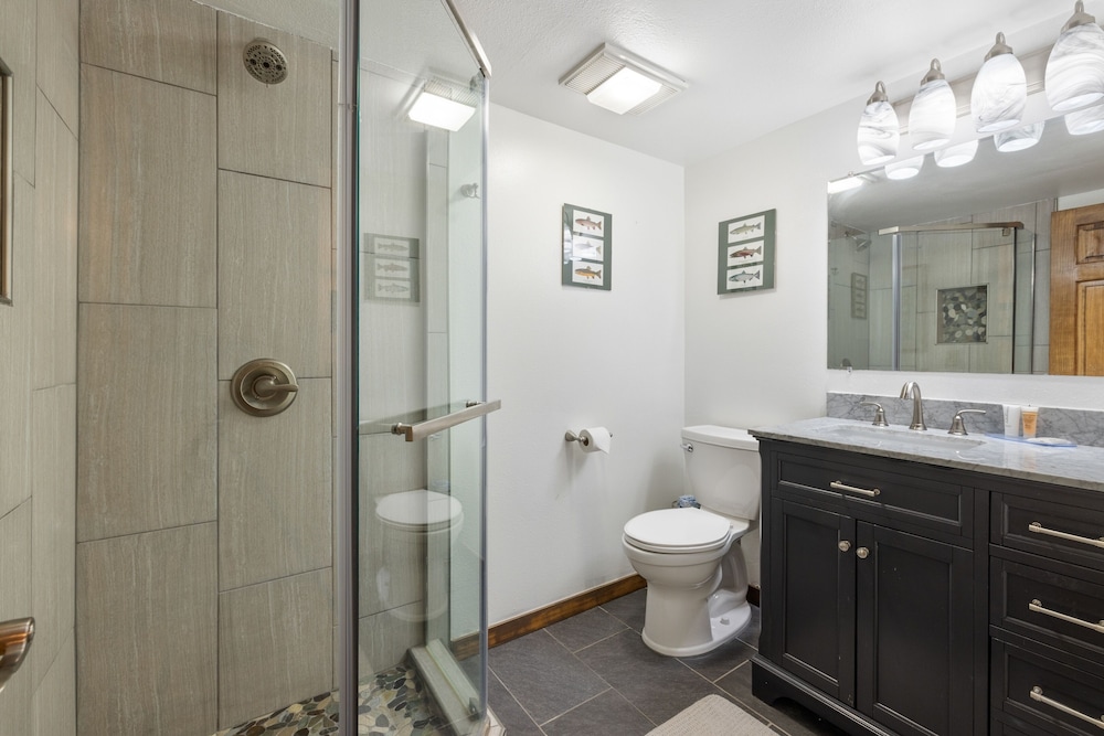 Fp300 Foxpine Inn 2 Bedroom Condo
