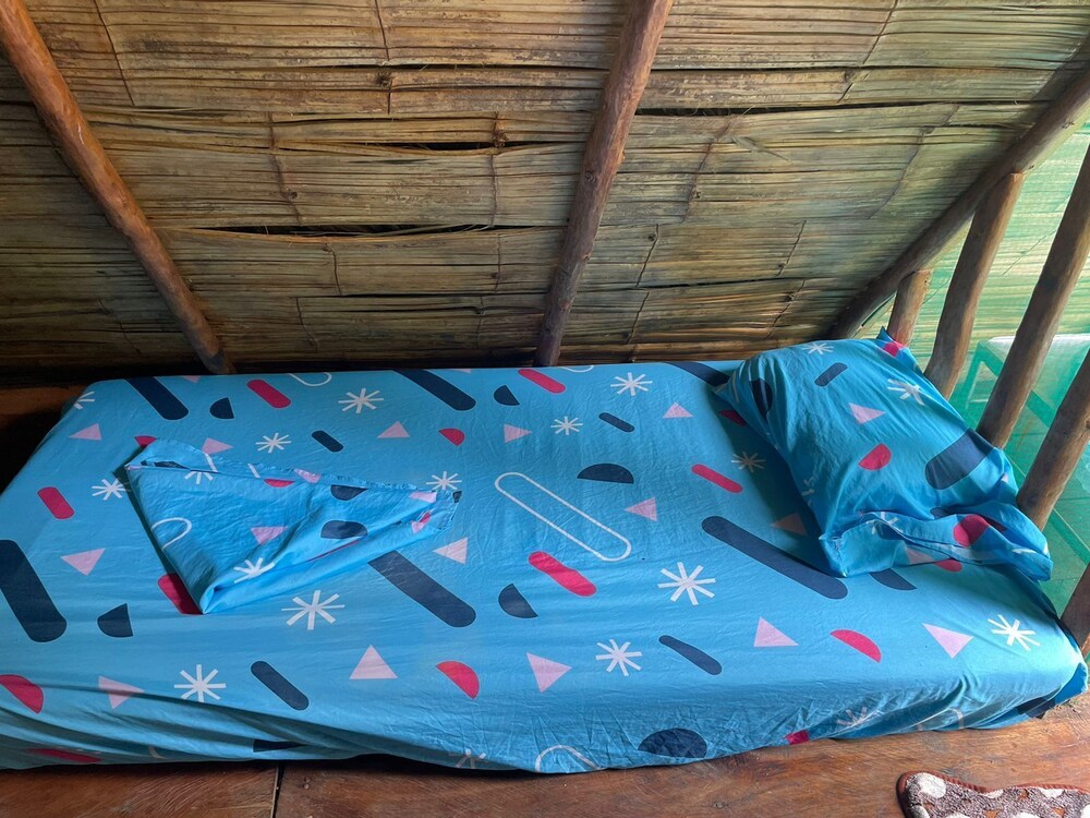 Wira Pora Hostal