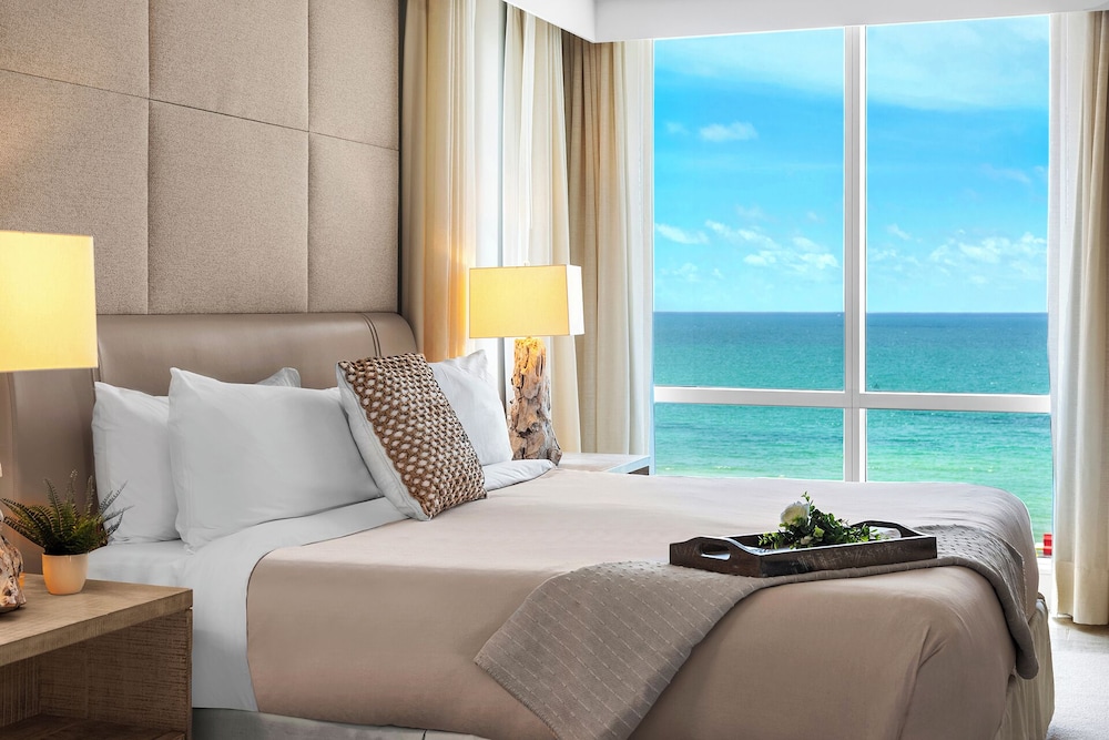 Luxury Vacation Rentals at 1 Hotel & Homes by LRMB