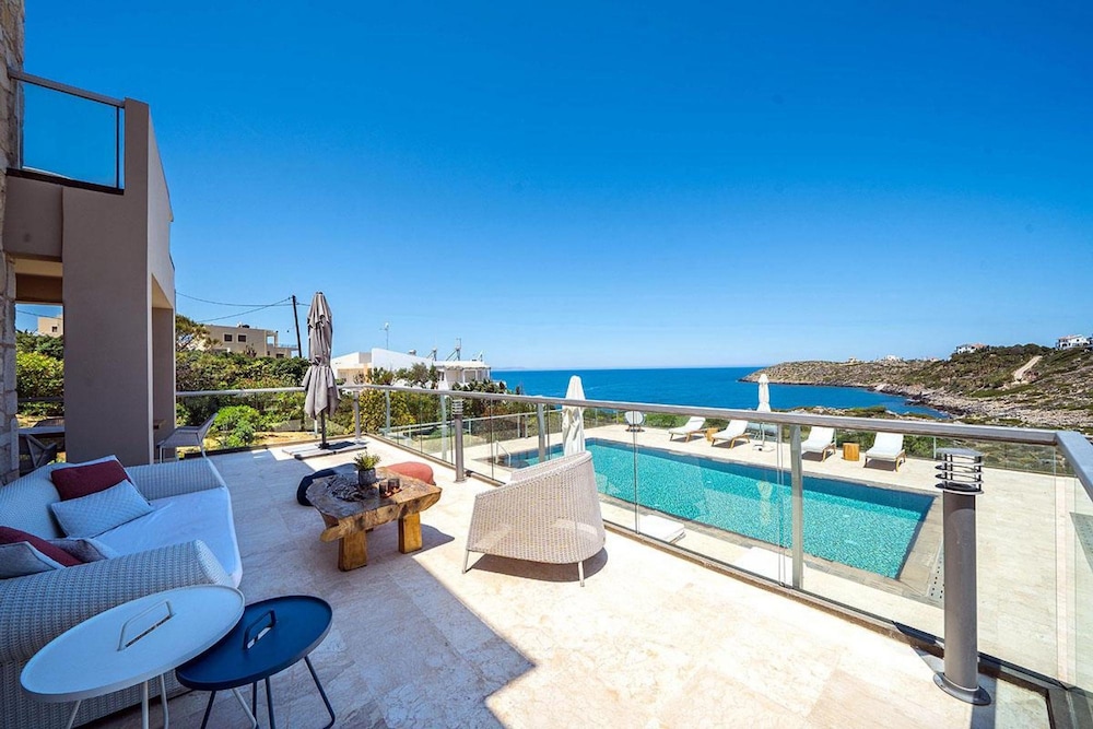 Tersanas Villas
