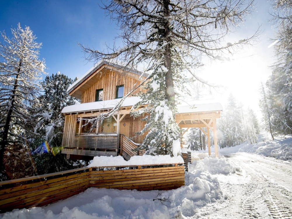 Chalet in Alps Near Ski Slopes and Sauna