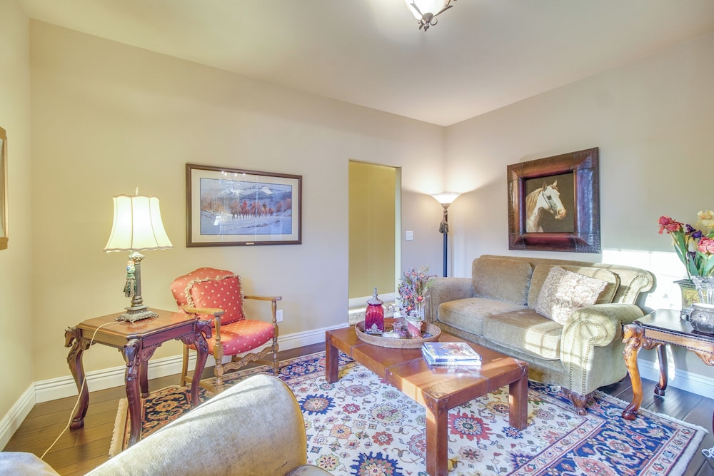 Lakefront Home w/ Furnished Deck in Grove!