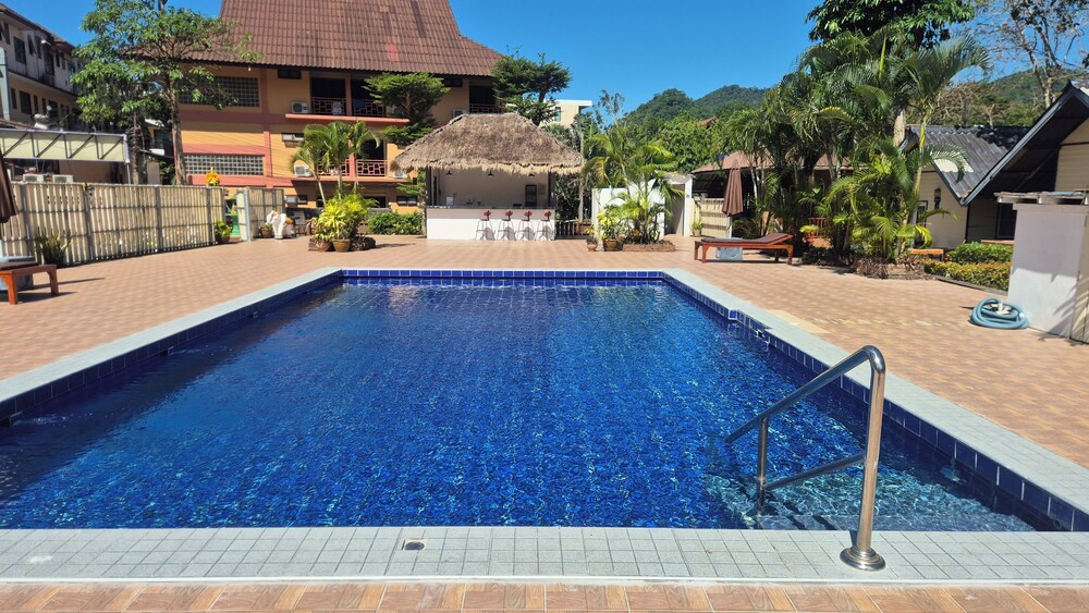 Chang Life Resort