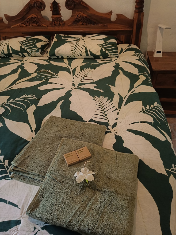 Mahina Lodge