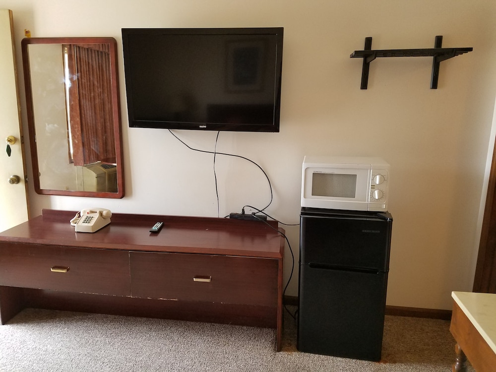 Midwest inn motel