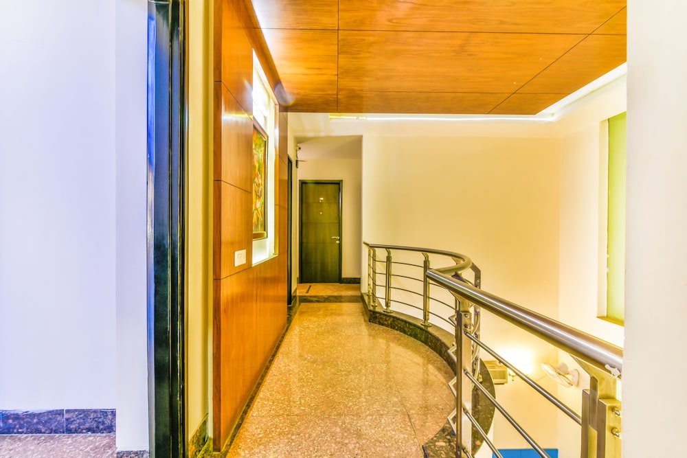 FabHotel First Star