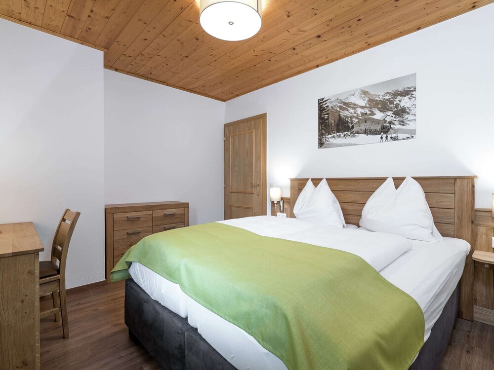 Luxurious Holiday Home in Saalbach-hinterglemm With Barbecue