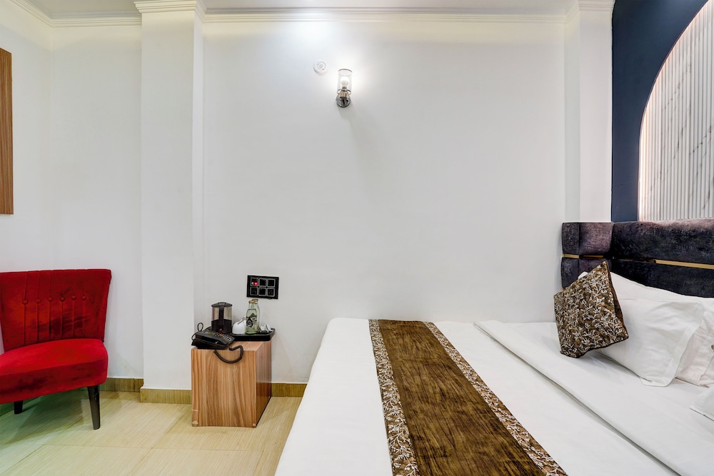 Staybook Hotel Jai Balaji New Delhi Railway Station